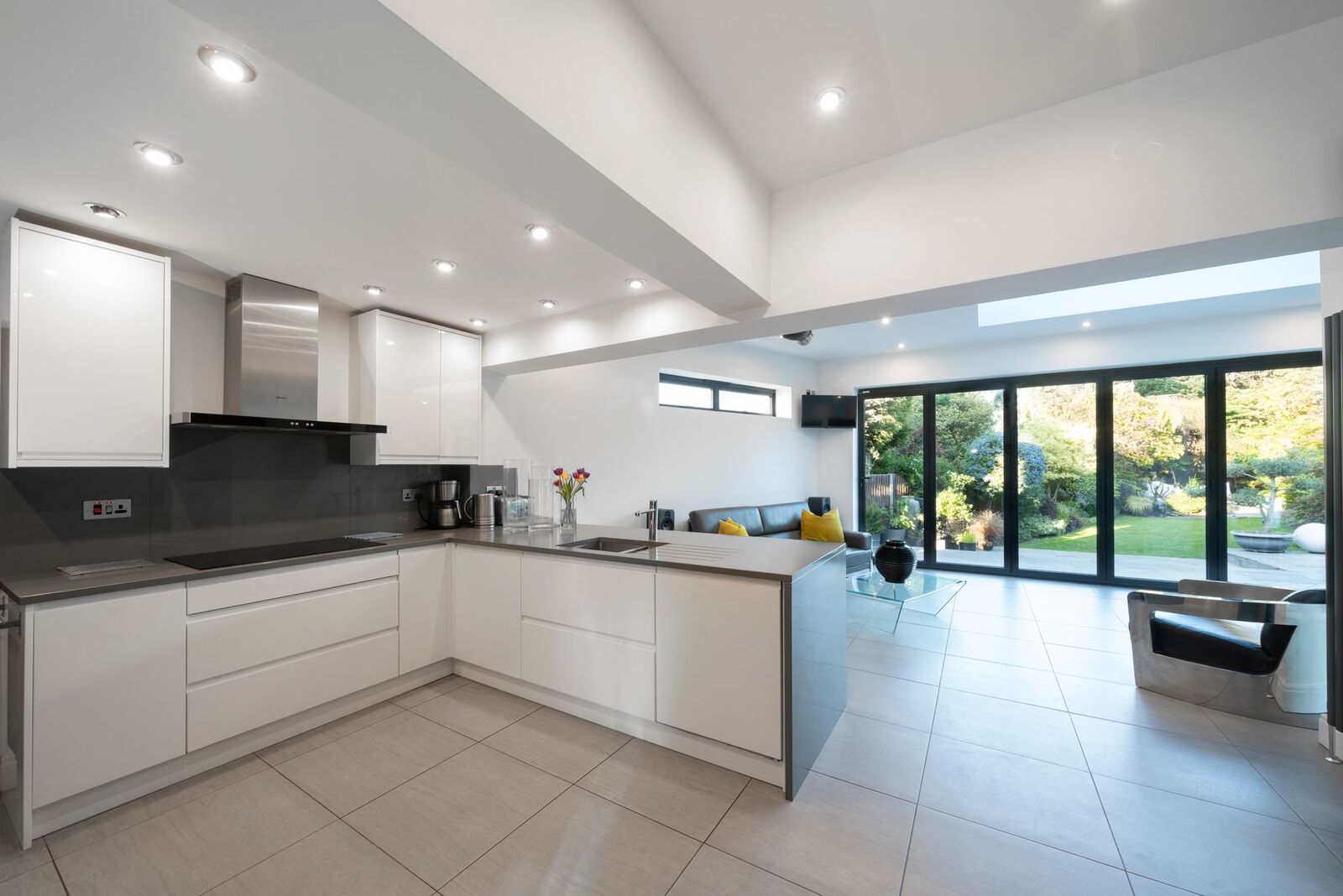 Bi-fold Doors in Torquay & Devon